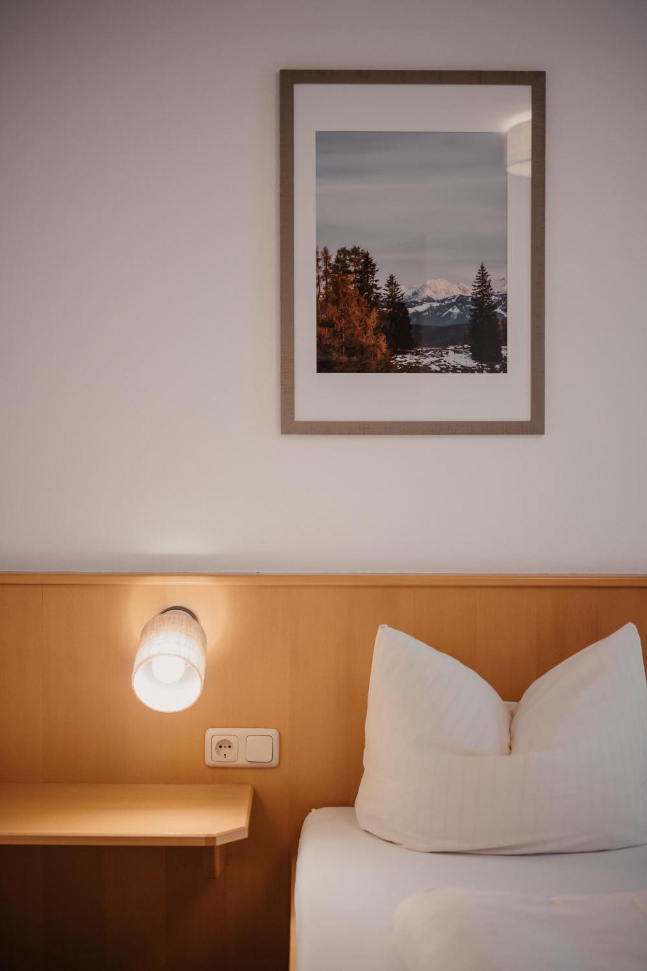 Alpengasthof-Hotel Kopphuette มึลบาค อัม โฮคเคอนิก ภายนอก รูปภาพ