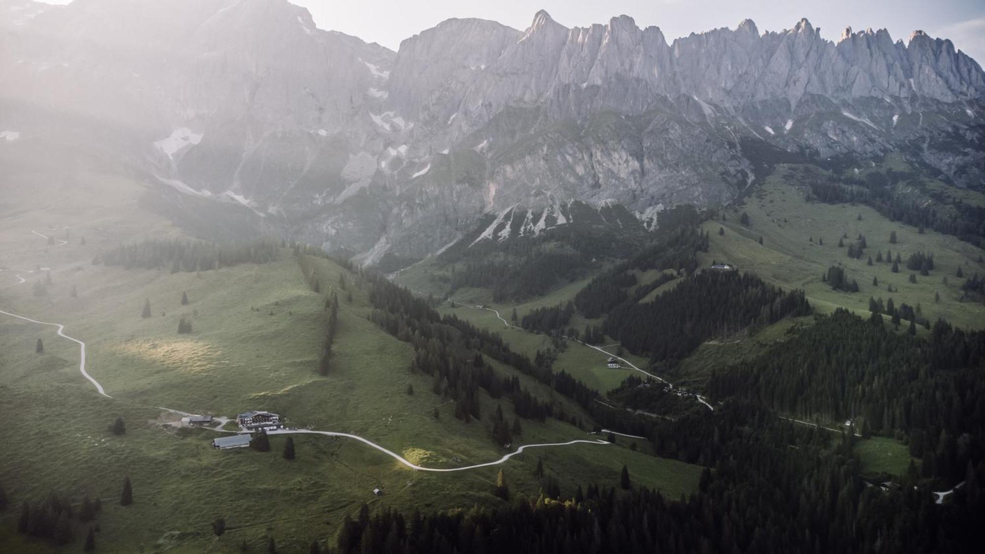 Alpengasthof-Hotel Kopphuette มึลบาค อัม โฮคเคอนิก ภายนอก รูปภาพ
